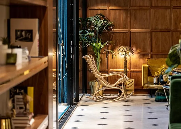 Hotel Parister Piscine & Spa